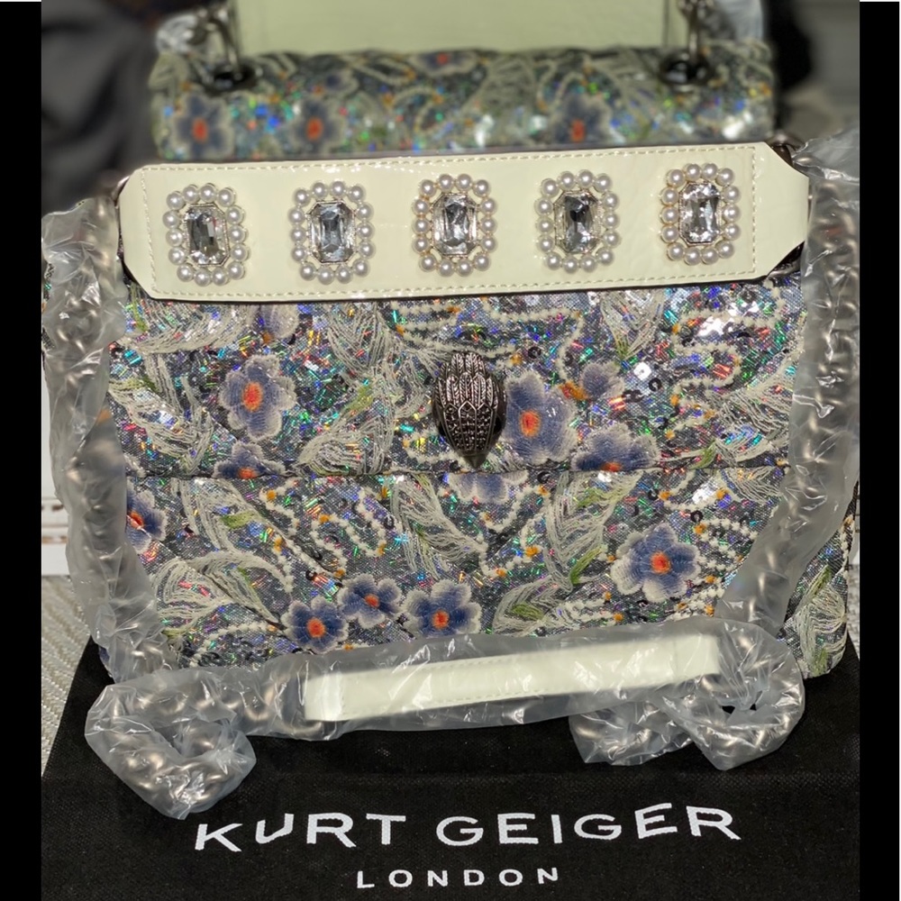 KURT GEIGER LONDON
Kensington Embroidered Sequin Shoulder Bag - Picture 4 of 12
